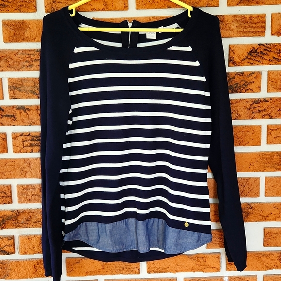 Sweater - Picture 1 of 1